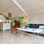 Дом отдыха Zaharinka - 30km From The Sea By Interhome *