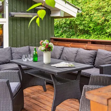 Zaharinka - 30km From The Sea By Interhome Feriehus