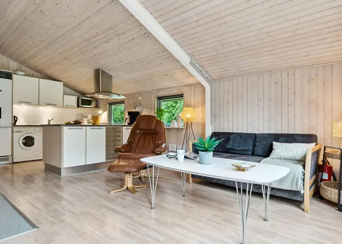 別荘 Zaharinka - 30km From The Sea By Interhome *