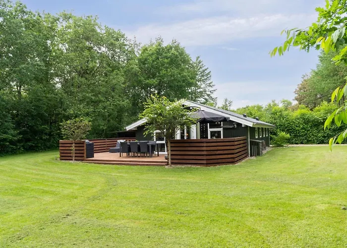 Zaharinka - 30km From The Sea By Interhome 別荘